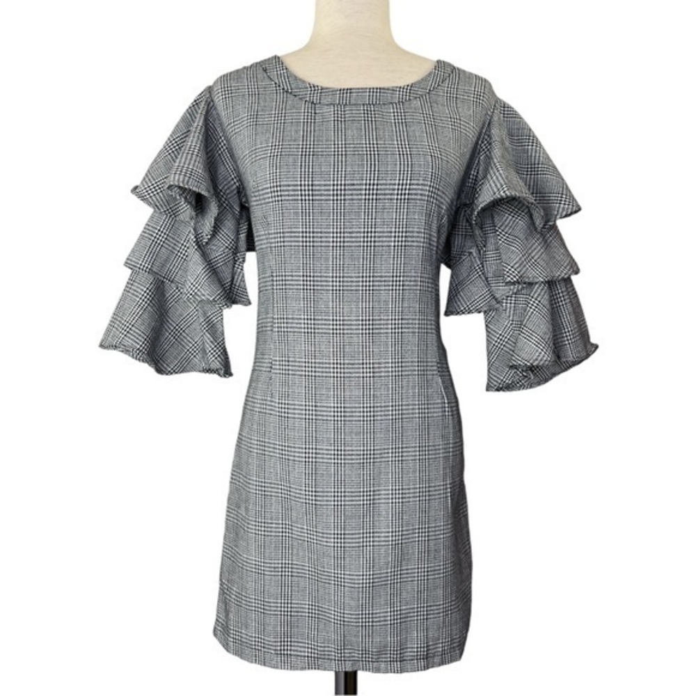 SETTLEDOWN Woman’s Black White Ruffle Sleeve Dress Sz S